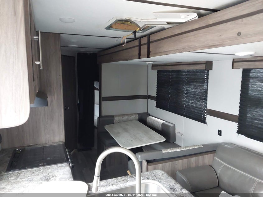 2020 CROSSROADS ZINGER ZT328S auction photo 5