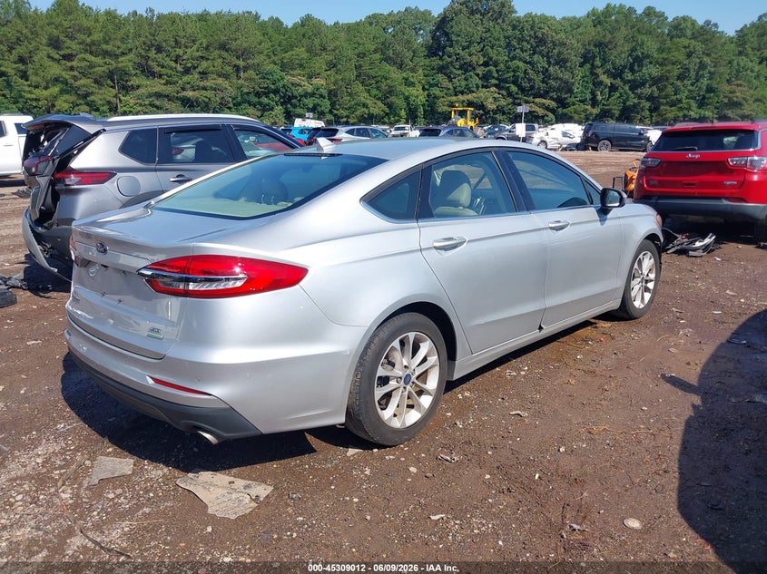 Vin: 3fa6p0hd1kr145862, lot: 45806897, ford fusion se 20194