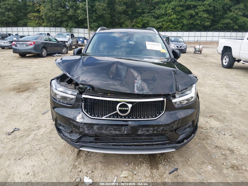 2021 Volvo Xc40 T5 Momentum VIN: YV4162UKXM2435111 Lot: 45309019