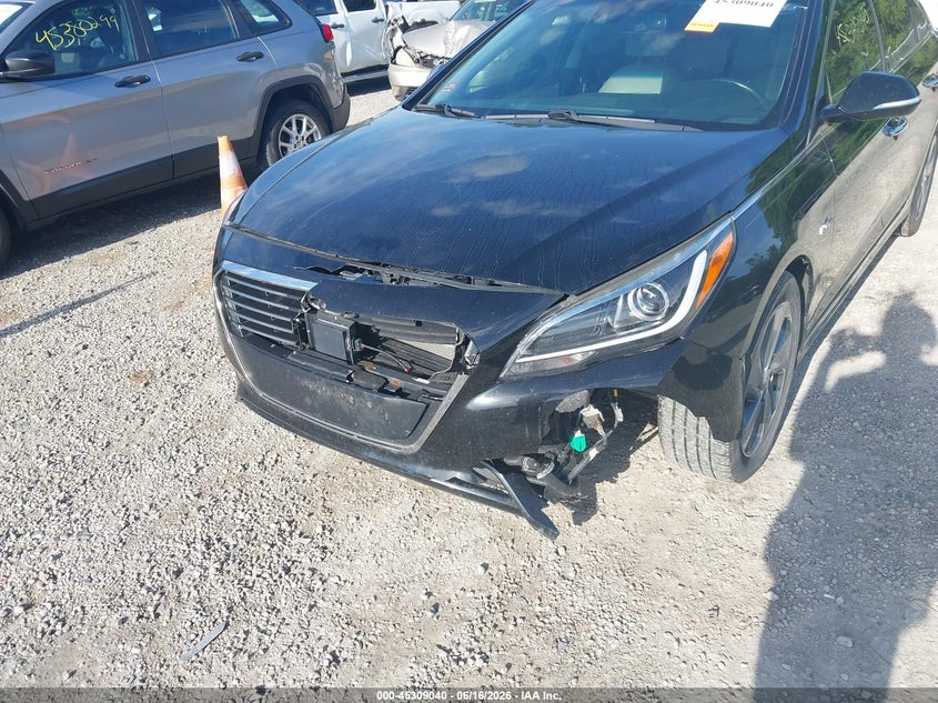 2017 HYUNDAI SONATA HYBRID auction photo 6