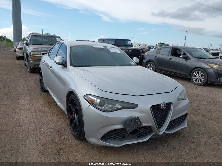 2017 Alfa Romeo Giulia Ti Rwd VIN: ZARFAECN7H7542233 Lot: 45309071
