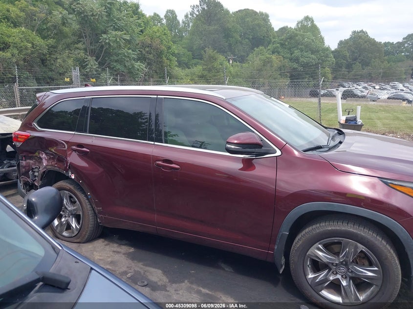 TOYOTA HIGHLANDER - zdjęcie 13