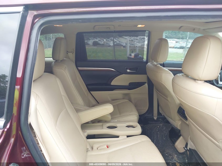 TOYOTA HIGHLANDER - zdjęcie 8
