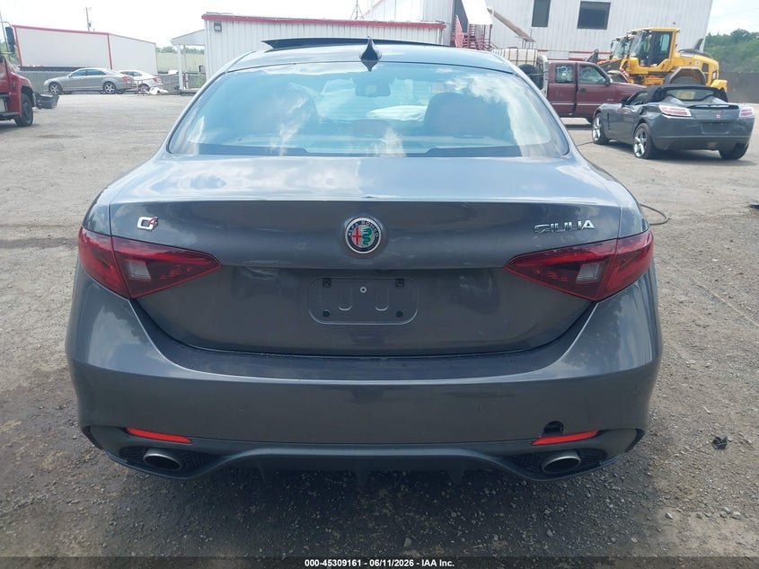 2018 Alfa Romeo Giulia Ti Sport Awd VIN: ZARFAEEN7J7566261 Lot: 45309161