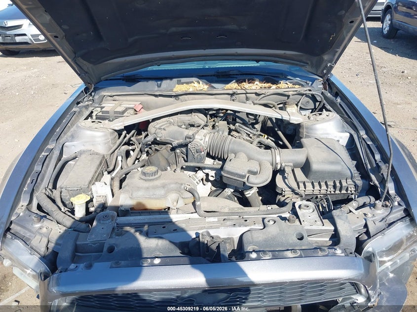 2014 Ford Mustang V6 VIN: 1ZVBP8EM6E5328447 Lot: 45309219