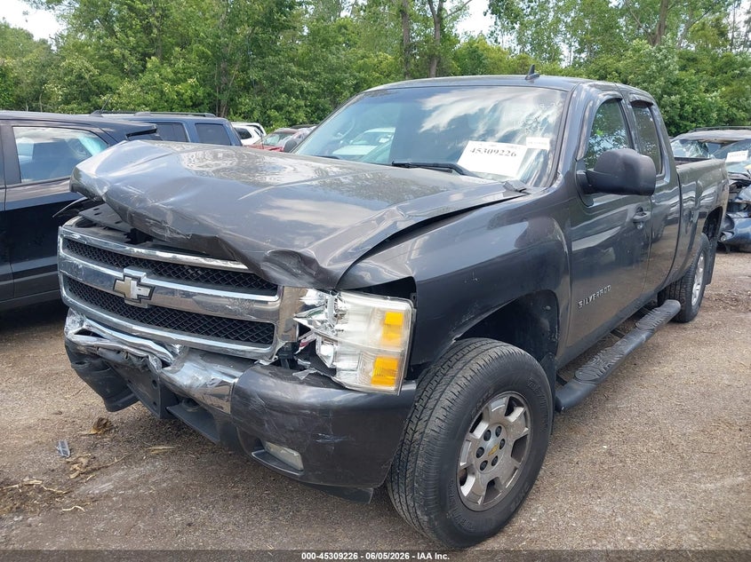 2011 Chevrolet Silverado 1500 Lt 1GCRKSE34BZ102867 photo 1