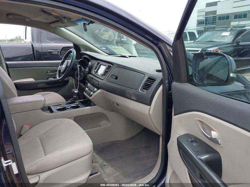 2020 KIA SEDONA auction photo 5