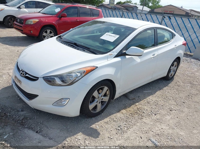 5NPDH4AEXDH215731 2013 Hyundai Elantra Gls photo 1