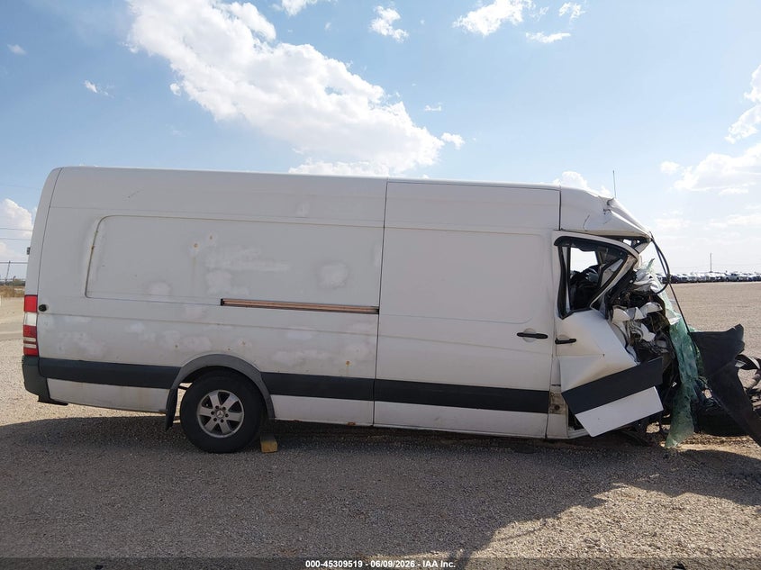 2016 Mercedes-Benz Sprinter 2500 High Roof VIN: WD3PE8DD0GP208631 Lot: 45309519