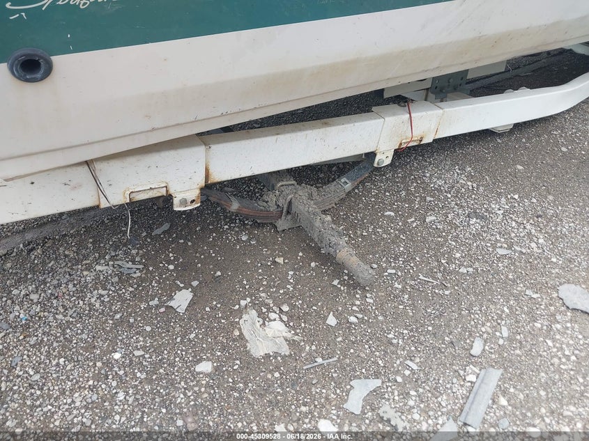 1999 CRESTLINER OTHER auction photo 6