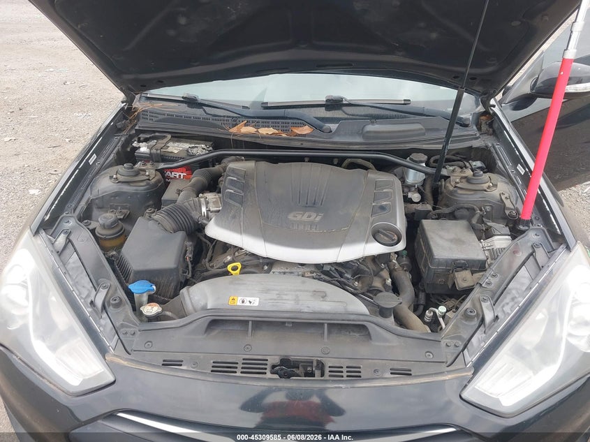 2013 Hyundai Genesis 3.8 Track VIN: KMHHU6KJXDU105882 Lot: 45309585