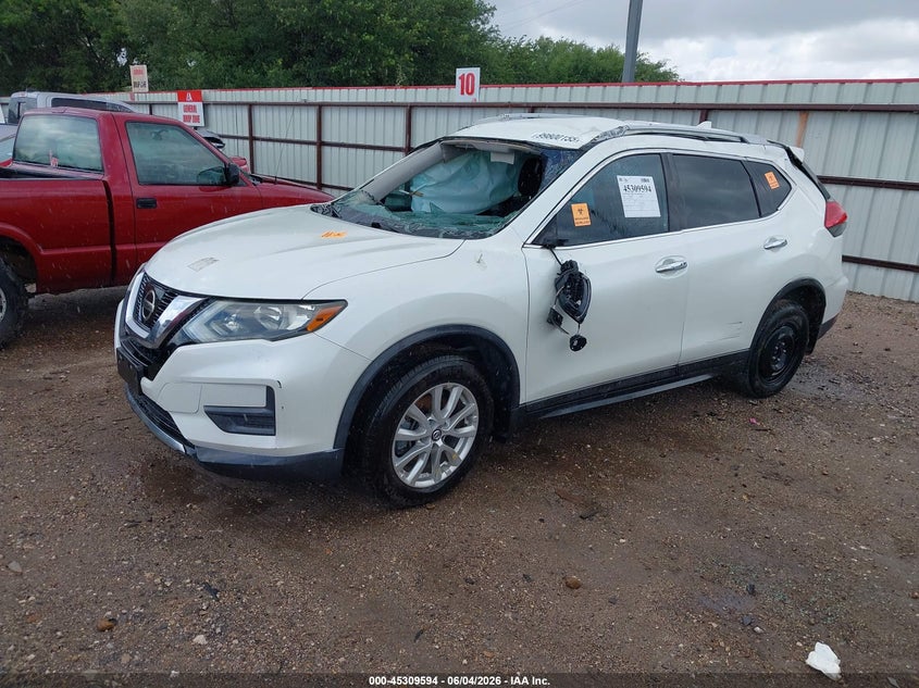 Vin: 5n1at2mt1hc882541, lot: 45807520, nissan rogue sv 20172