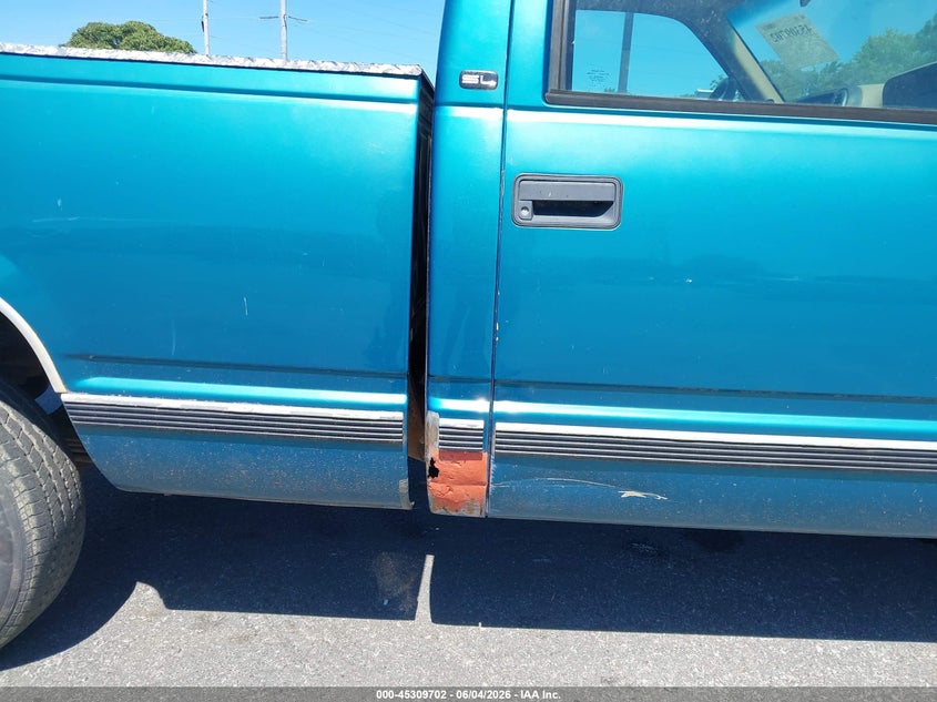 1998 GMC Sierra 1500 Sl Wideside VIN: 1GTEC14W3WZ502720 Lot: 45309702
