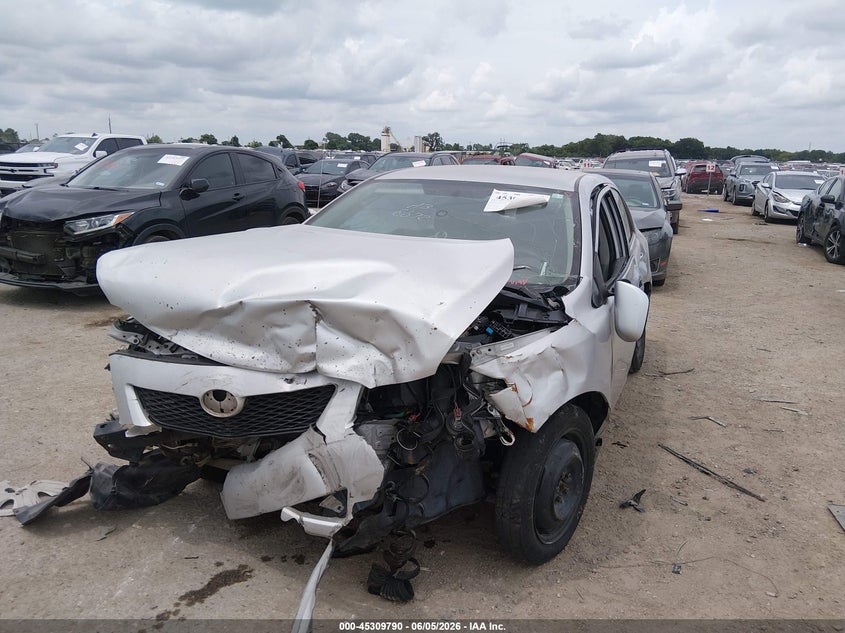 2010 Toyota Corolla Le 1NXBU4EE0AZ238672 photo 1