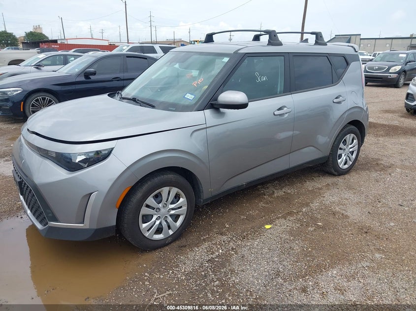 Vin: 0kndj23au5p789648, lot: 45807742, kia soul lx 20232