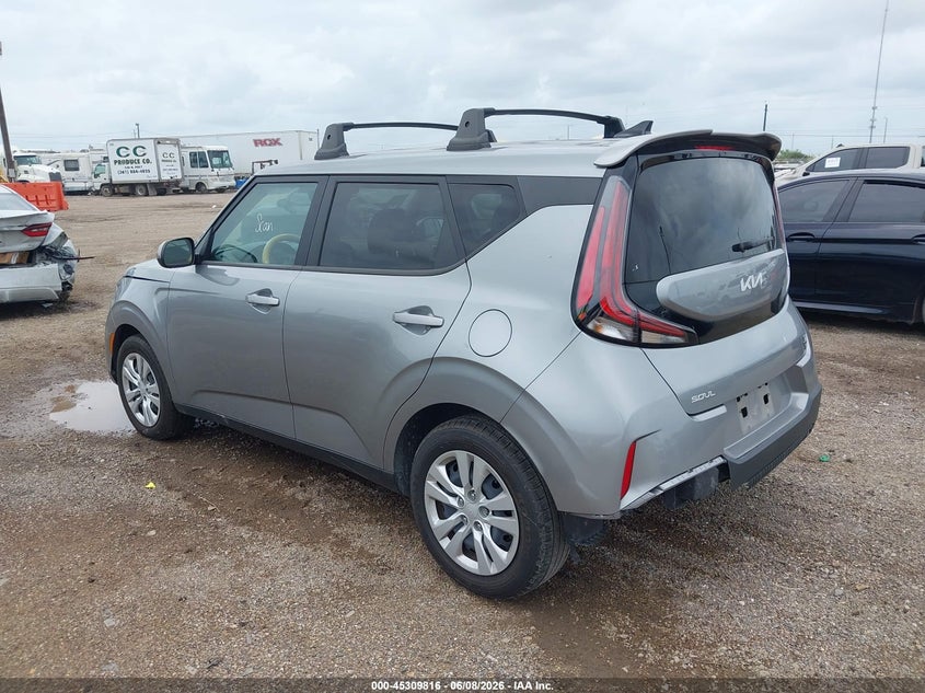 Vin: 0kndj23au5p789648, lot: 45807742, kia soul lx 20233