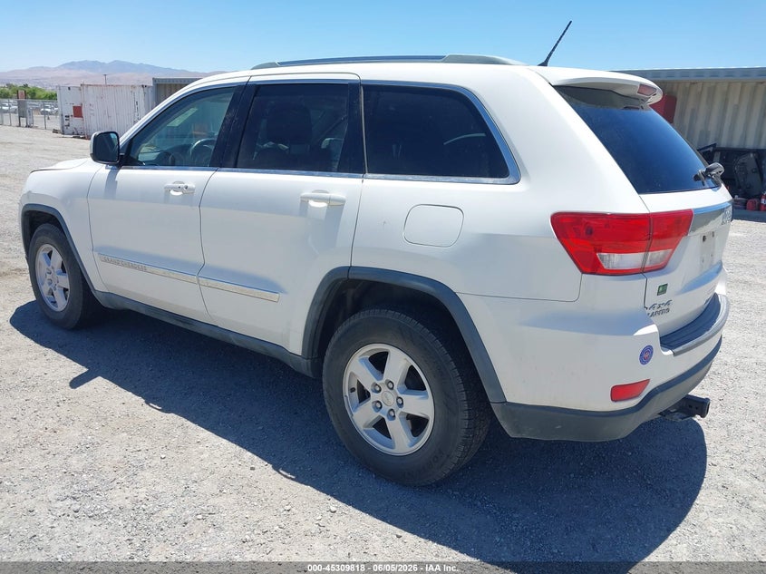 Vin: 1j4rr4ggxbc561986, lot: 45807744, jeep grand cherokee laredo 20113