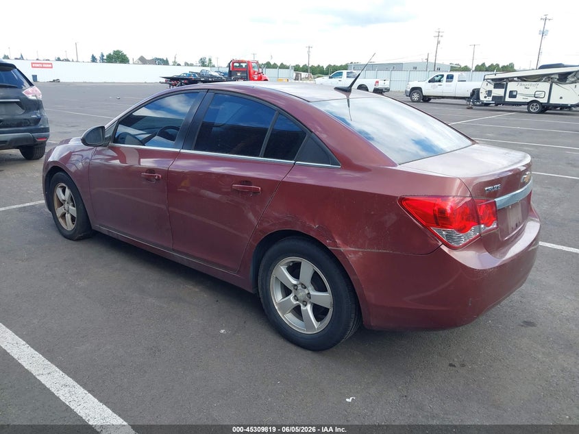 Vin: 1g1pc5sb8d7174325, lot: 45807745, chevrolet cruze 1lt auto 20133