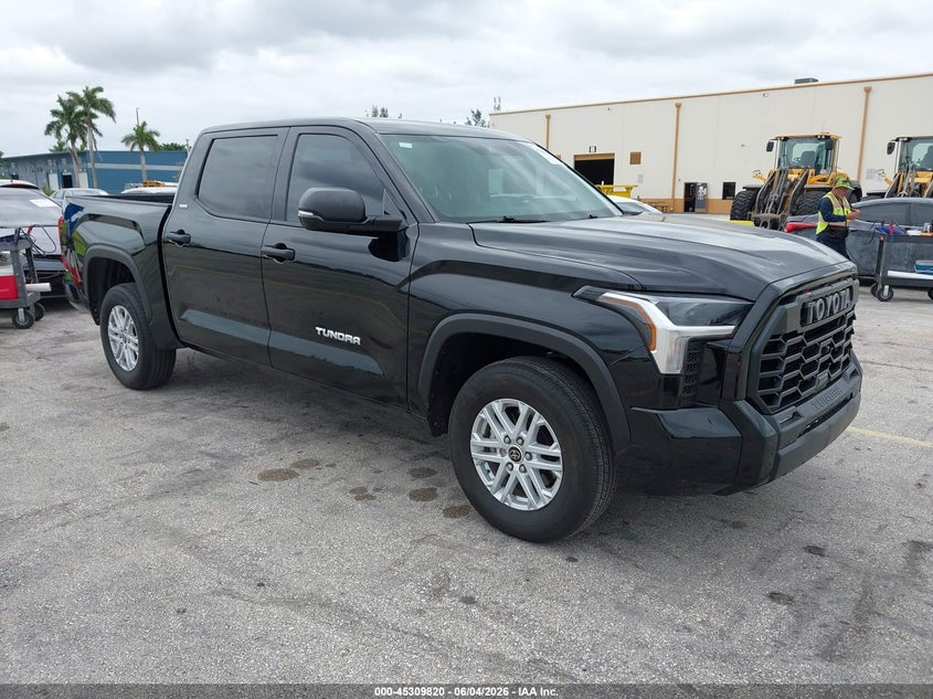 Vin: 5tfla5db8rx230392, lot: 45807746, toyota tundra sr5 2024 img_1