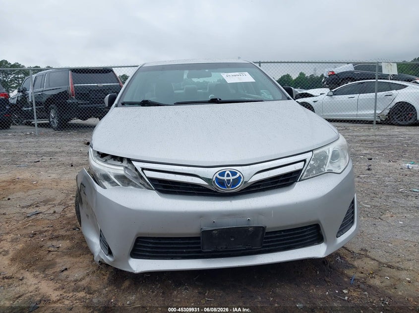 AtlanticExpress - Toyota Camry Hybrid