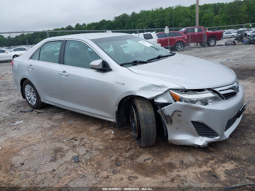AtlanticExpress - Toyota Camry Hybrid