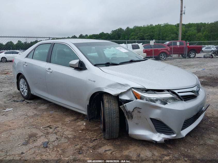 AtlanticExpress - Toyota Camry Hybrid