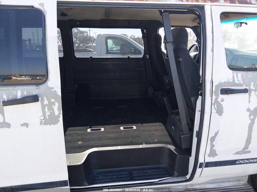 2002 Dodge Ram Wagon 2500 VIN: 2B4JB25Y02K107573 Lot: 45309951