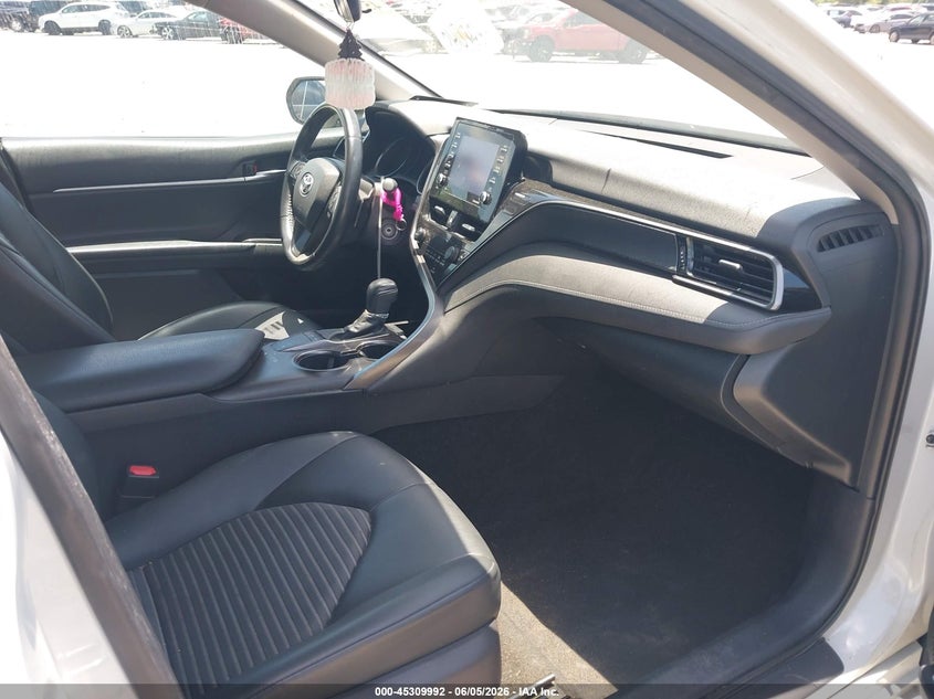 2022 TOYOTA CAMRY auction photo 5