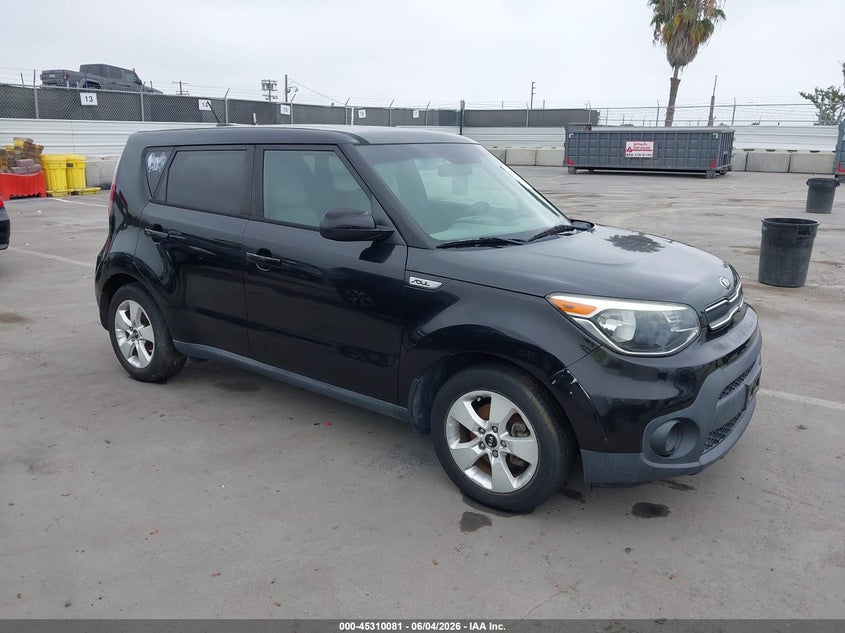 Vin: kndjn2a29h7438746, lot: 45808007, kia soul 2017 img_1