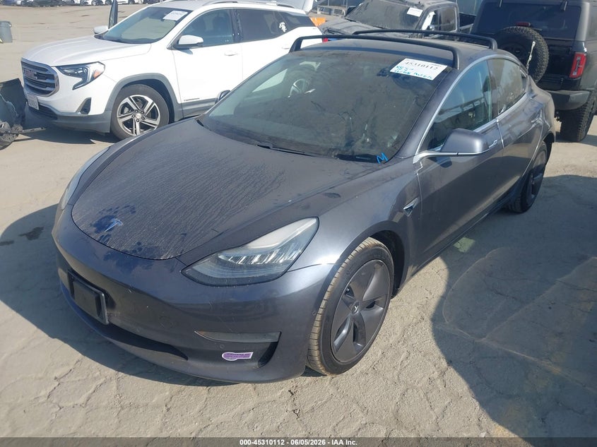 Vin: 5yj3e1ea2jf102098, lot: 45808038, tesla model 3 long range/mid range 20182
