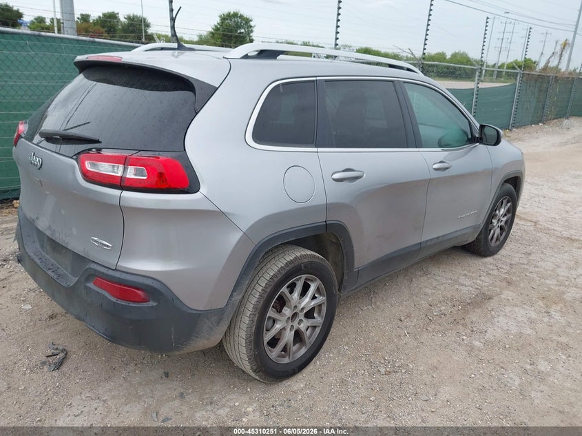 Vin: 1c4pjlcb8hw641920, lot: 45808177, jeep cherokee latitude fwd 20174