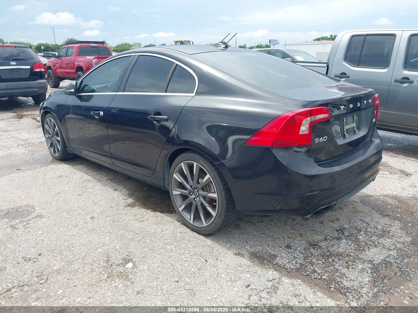 Vin: yv140mfkxf1344319, lot: 45808192, volvo s60 t5 premier 20153