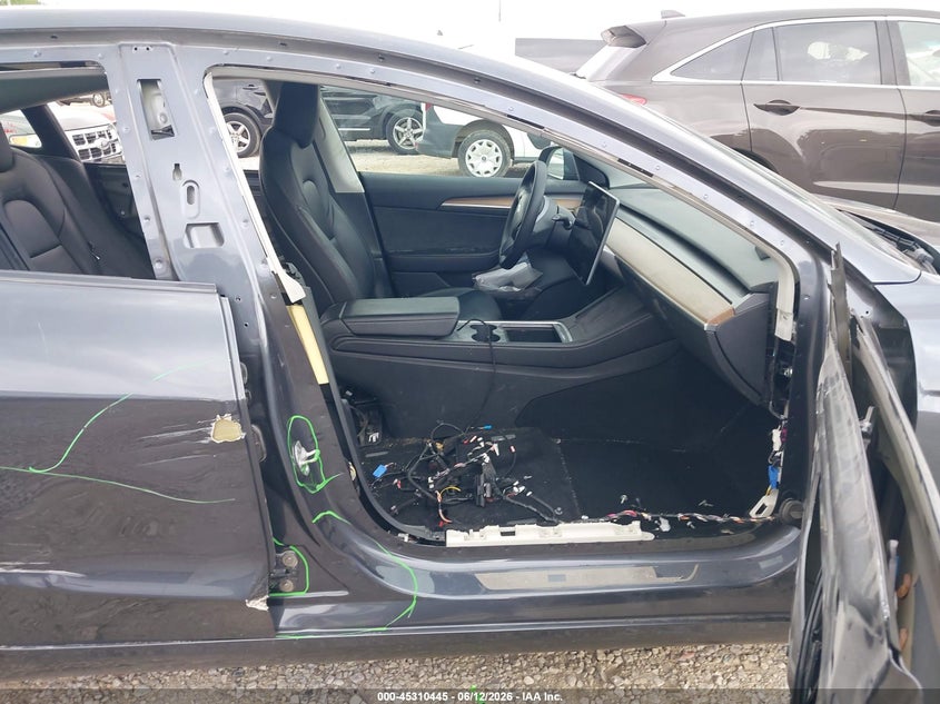 2022 TESLA MODEL 3 auction photo 5