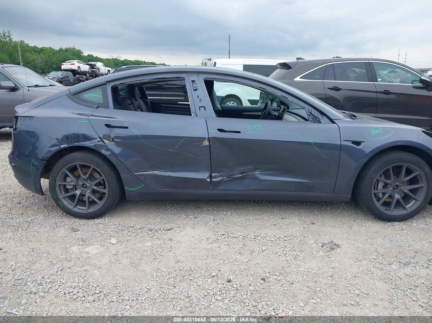 2022 TESLA MODEL 3 auction photo 6