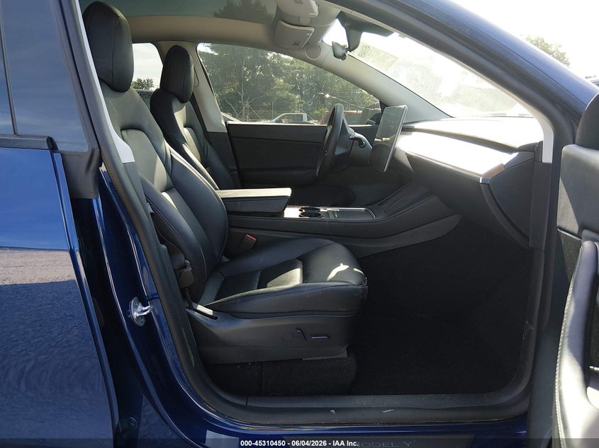 2022 TESLA MODEL Y auction photo 5