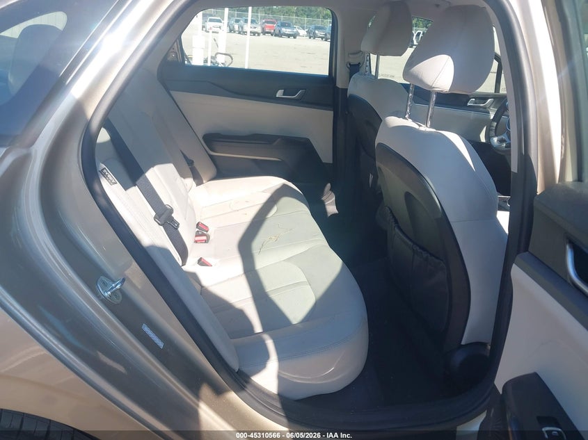 2021 KIA K5 auction photo 8