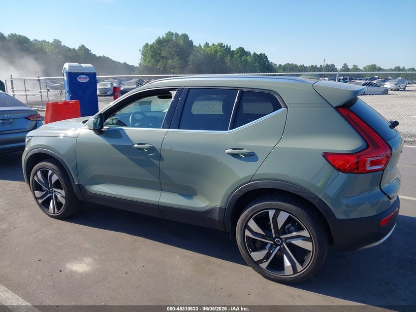 2023 Volvo Xc40 B5 Plus Bright Theme VIN: YV4L12UN4P2078059 Lot: 45310633