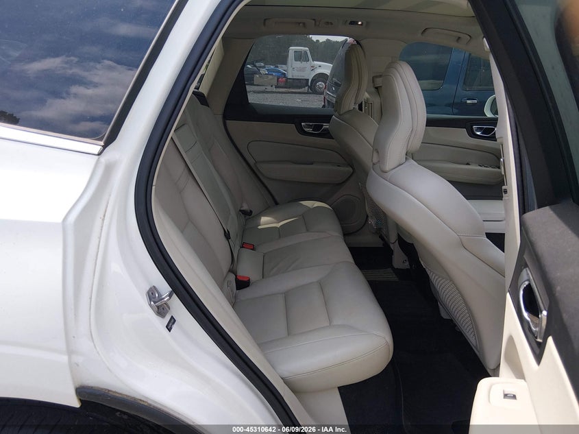 2020 Volvo Xc60 T6 Momentum VIN: YV4A22RK5L1441651 Lot: 45310642