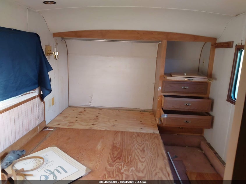 1991 CARRIAGE FIFTH WHEEL auction photo 7