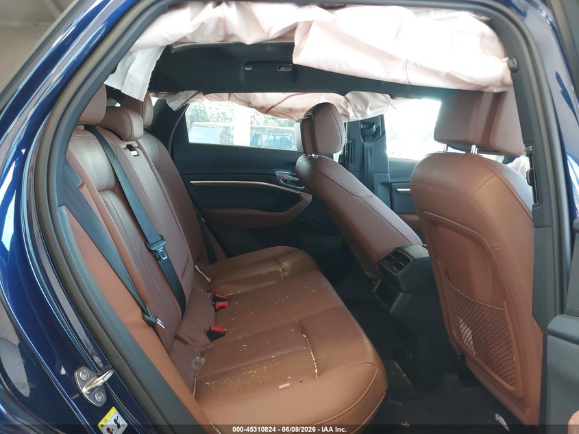 2022 Audi E-Tron Premium Quattro VIN: WA1AAAGE0NB025995 Lot: 45310824