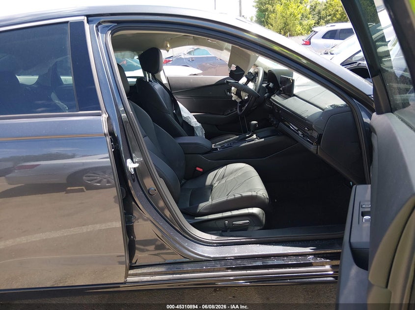 2025 HONDA ACCORD HYBRID auction photo 5