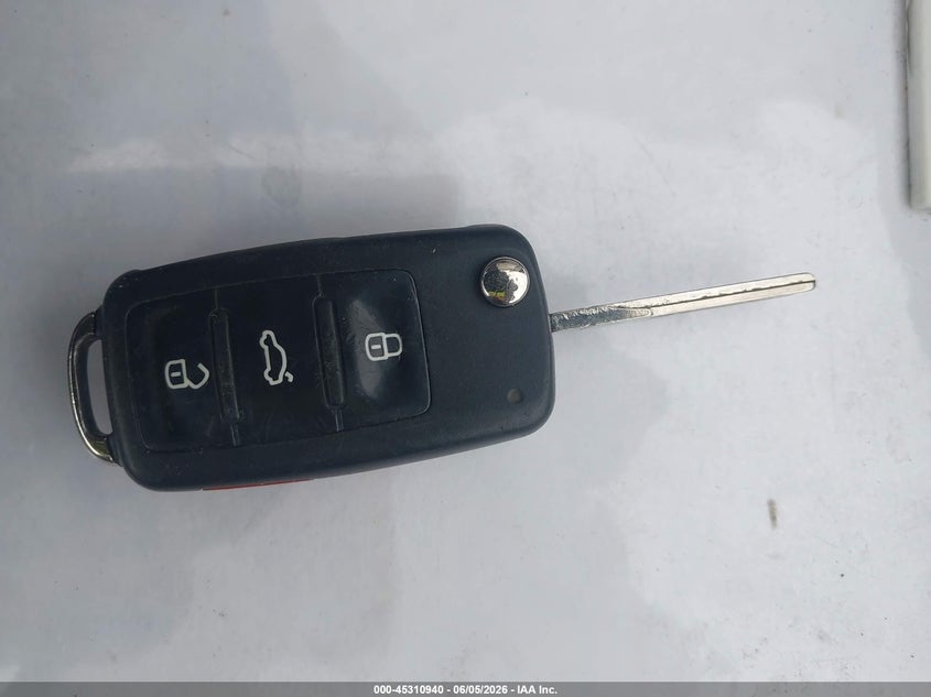 2013 Volkswagen Gti 4-Door Autobahn VIN: WVWGV7AJ9DW093670 Lot: 45310940