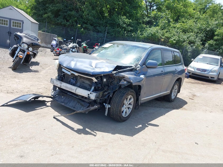 Vin: 5tdbk3eh5ds182607, lot: 45808868, toyota highlander base v6 20132