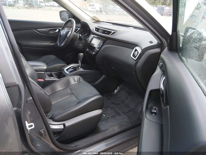2016 NISSAN ROGUE auction photo 5