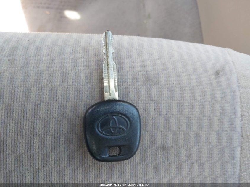 2006 TOYOTA COROLLA SEDAN 1.8L I-4 DOHC, VVT, 126HP