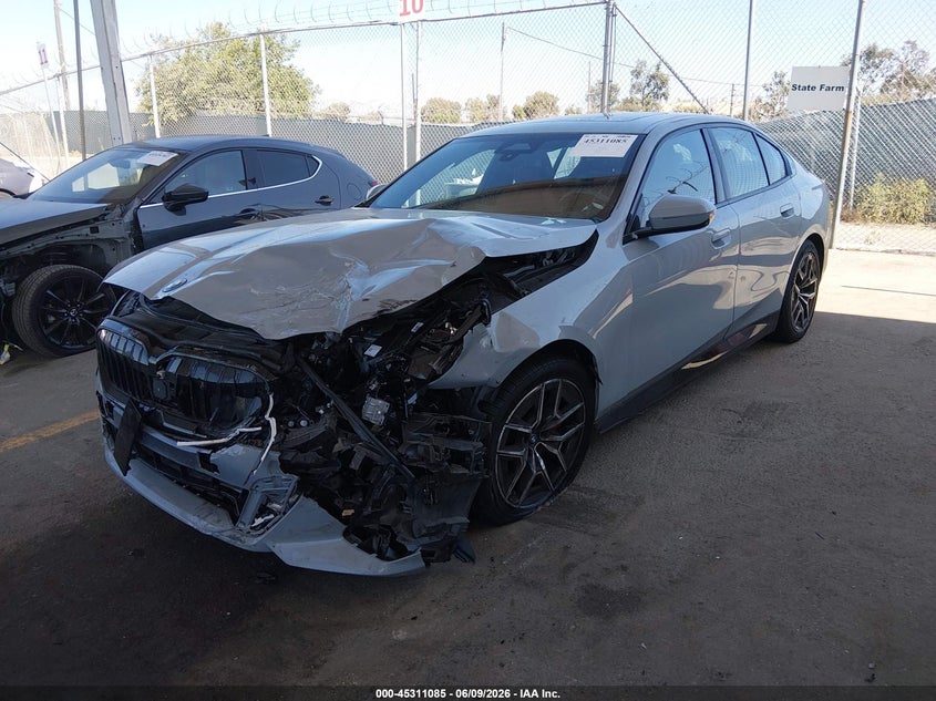Vin: wby33fk03rcr43725, lot: 45809011, bmw i5 edrive40 20242