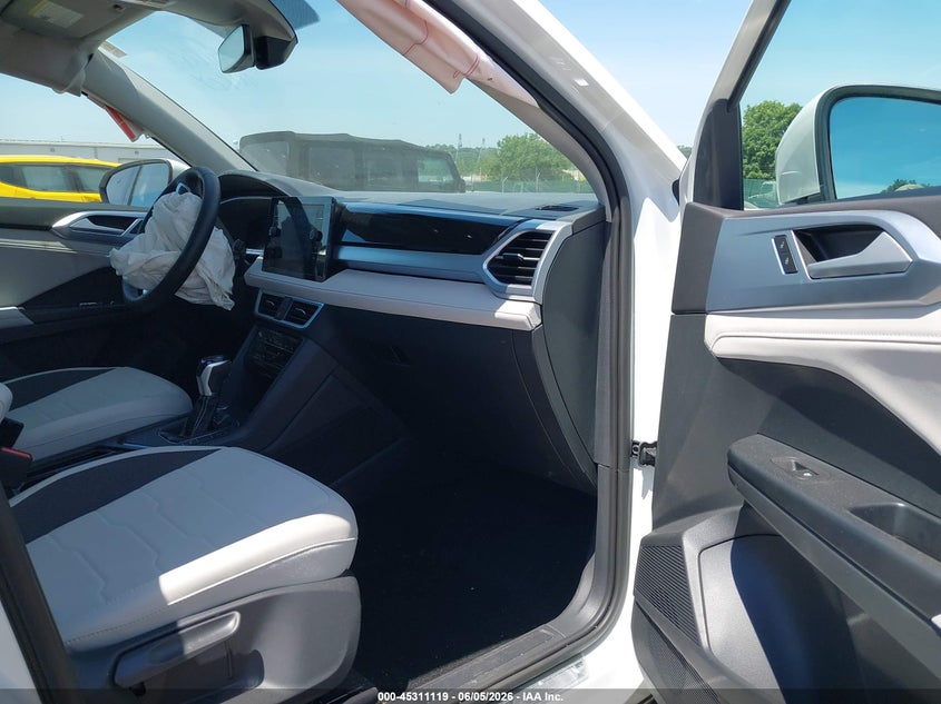 2025 VOLKSWAGEN TAOS 1.5L I-4 DI, DOHC, V(VIN: 3VVEC7B21SM026063