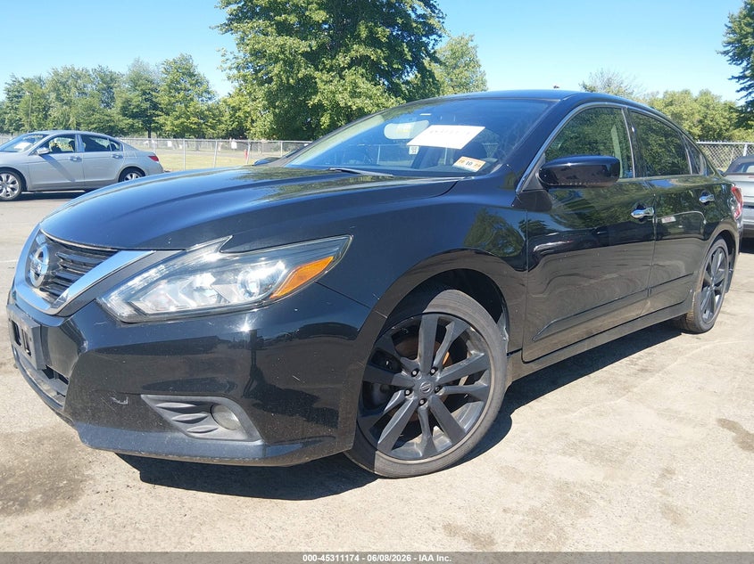 Vin: 1n4al3ap5hc244445, lot: 45809100, nissan altima 2.5 sr 20172