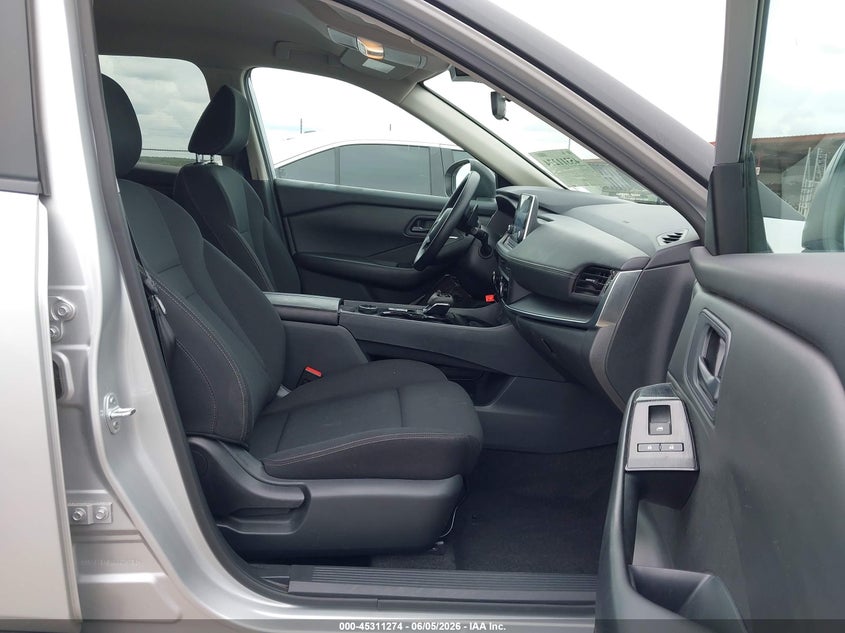 2024 NISSAN ROGUE 1.5L I-3 DI, DOHC, V(VIN: 5N1BT3ABXRC679736