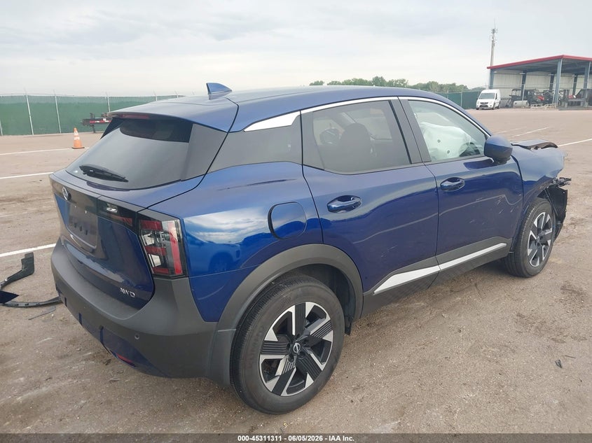 2025 NISSAN KICKS auction photo 4